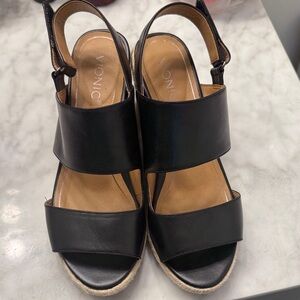 Vionic Women's Black Leather Sandals